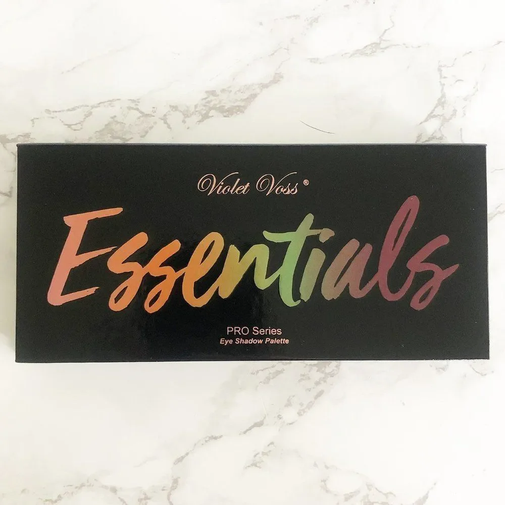 NWOB Essentials PRO Eyeshadow Palette - Violet Voss
